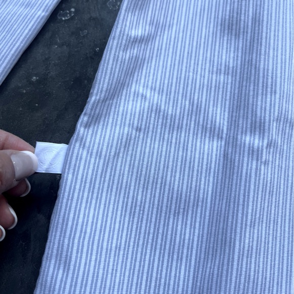 Lululemon New Venture Slim-Fit Long-Sleeve Shirt - Picture 10 of 13